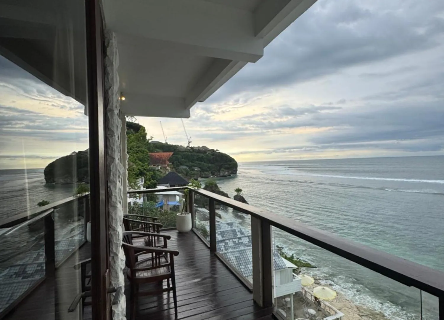 Bale Bingin Beachfront Stay Uluwatu