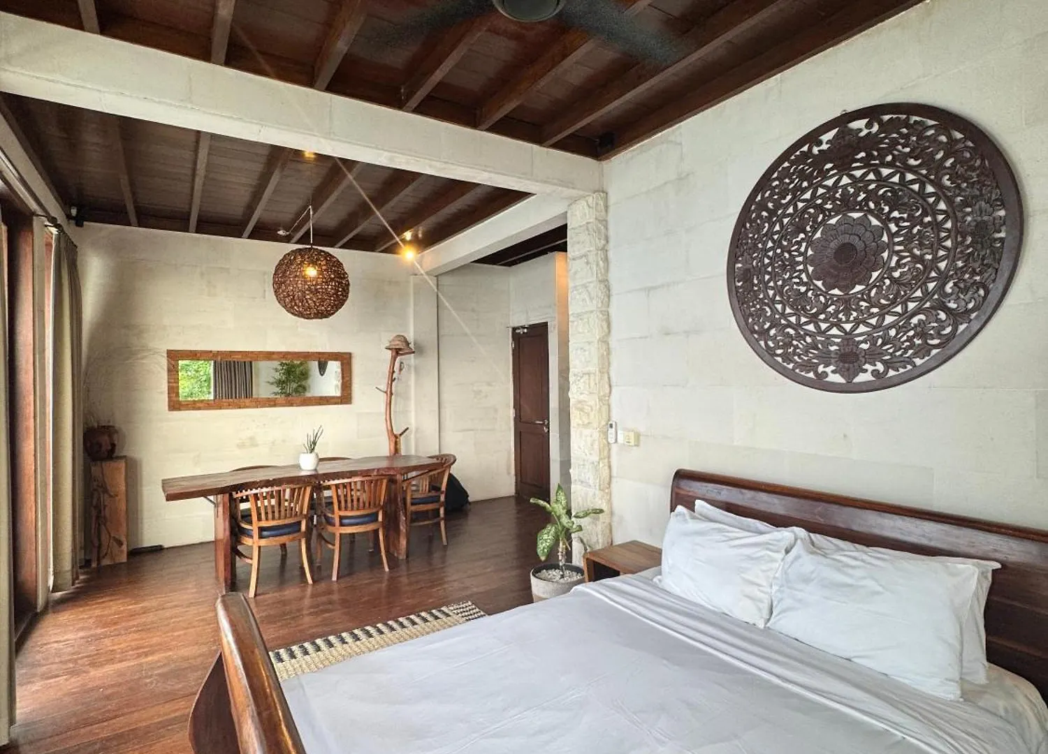 Bale Bingin Beachfront Stay Uluwatu 3*,